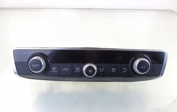 Audi A3 S3 8V Climate control unit 8V0820043