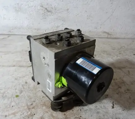 Volkswagen PASSAT B6 ABS Pump 3C0614109AK
