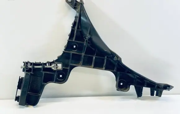 Audi A3 S3 8P Bumper support mounting bracket corner 8P3807378B