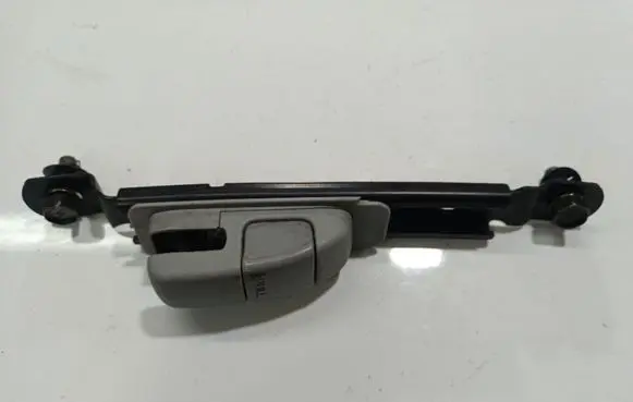 Nissan X-Trail T30 Seat belt adjustment rail 