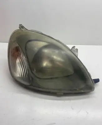 Toyota Yaris Headlight/headlamp 205729B