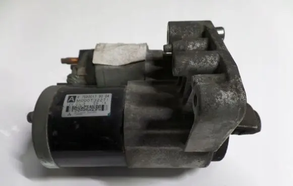 Peugeot 308 Starter motor V75500178016VTI