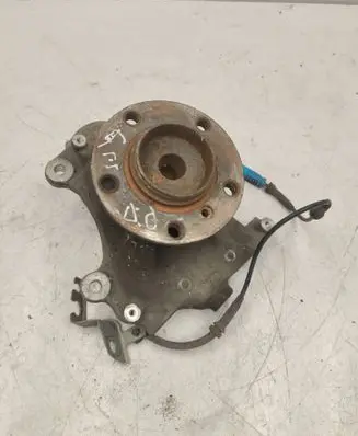 BMW 7 E65 E66 Front wheel hub 6753462