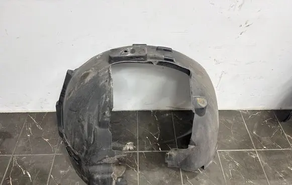 Audi Q5 SQ5 8R Front wheel arch liner splash guards 8R0821172F