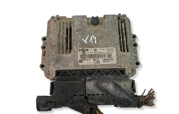 Opel Astra G Engine control unit/module 8980135190 0281012694