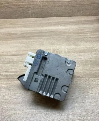 Toyota Prius (XW20) Power steering control unit/module 8965047210 1129001131