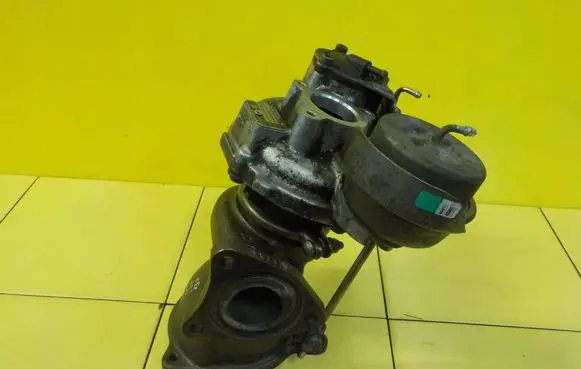Ford Focus Turbo BM5G6K682DD 7SP103