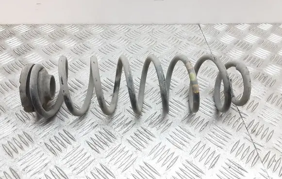 Volkswagen Polo Rear coil spring