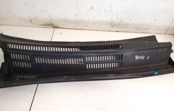 Toyota Prius (XW20) Wiper trim 5570847080 55708-47080