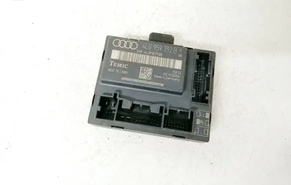 Audi Q7 4L Door control unit/module 4l0959792b 4l0910793b