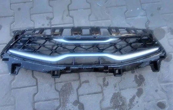 KIA Pro Cee'd III Front bumper upper radiator grill 86351J7KA0 26350J7KA0