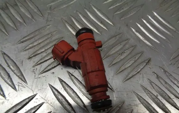 Nissan Almera N16 Fuel injectors set 0280155940
