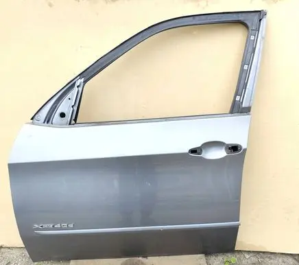 BMW X5 E70 Front door 7137001 24024010
