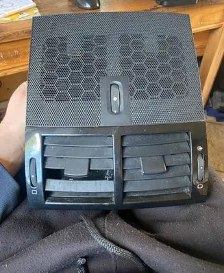 Peugeot 407 Dash center air vent grill 9644589777