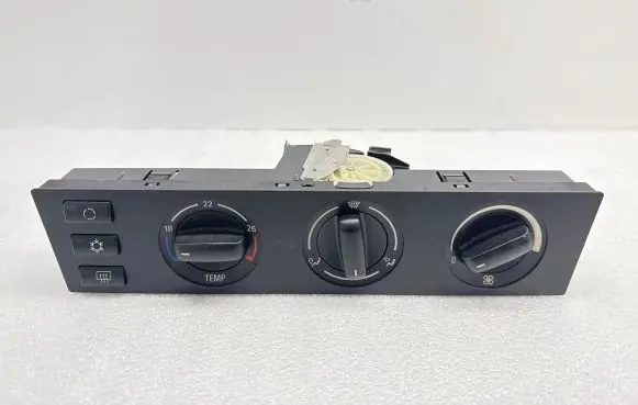 BMW 5 E39 Climate control unit 8379931 1464405240 00013168