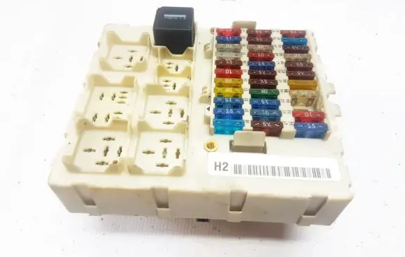 Ford Focus Fuse box set 518783303