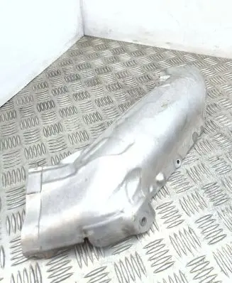 BMW 7 F01 F02 F03 F04 Heat shield in engine bay 7577000