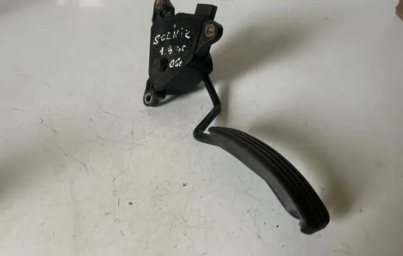 Renault Scenic II - Grand scenic II Accelerator throttle pedal 8200159647