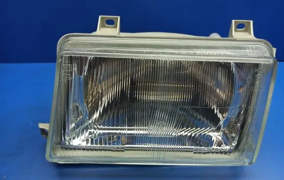 Seat Ibiza I (021A) Headlight/headlamp 084556 67620079