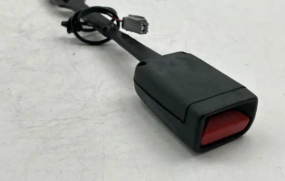 Chrysler Pacifica Front seatbelt buckle