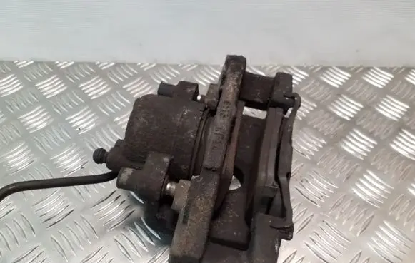 Chrysler Grand Voyager IV Front brake caliper