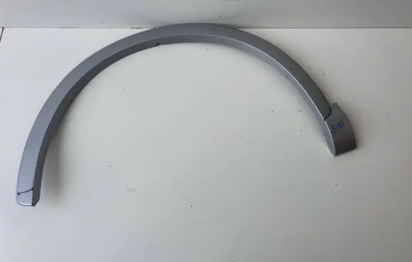 Audi Q3 8U Front arch trim 8U0853717A