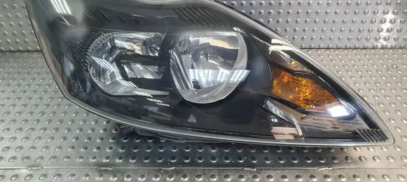 Ford Focus Headlight/headlamp S26372499 8M5113W029CF