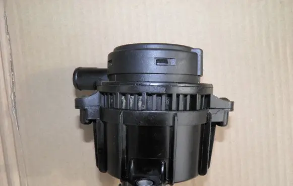 Volkswagen Crafter Oil breather separator 076103593A