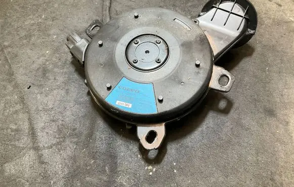 Volvo XC40 Subwoofer speaker 32265313