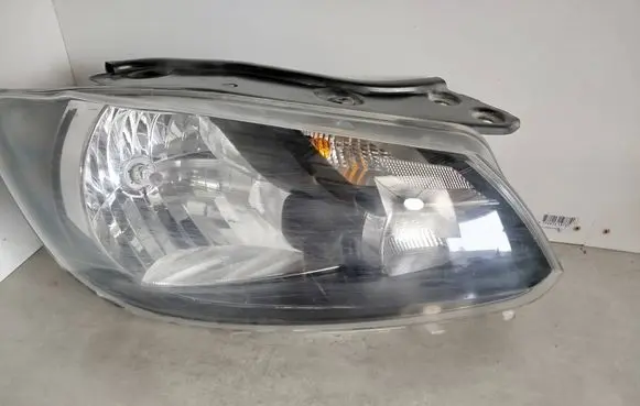 Volkswagen Caddy Headlight/headlamp 2k5941006c