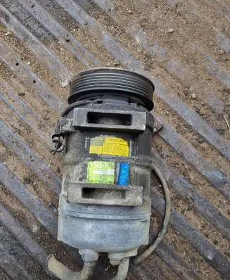 Volvo S80 Air conditioning (A/C) compressor (pump) 8708581
