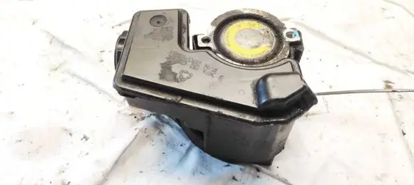 Peugeot 206 Power steering pump 26096680qy 9643691180