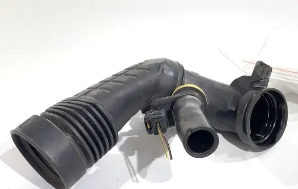 Citroen Berlingo Air intake hose/pipe 9801021780