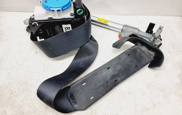 Renault Koleos II Front seatbelt 868843320R