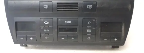 Audi A6 S6 C5 4B Air conditioner control unit module 4B0820043P