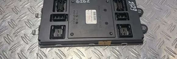 Mercedes-Benz R W251 Central body control module A1645402501 A1644423200 A1645452316