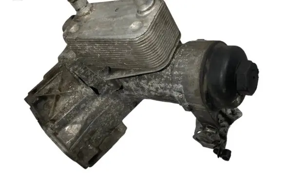 BMW 3 E46 Engine oil radiator 2247203 2246981