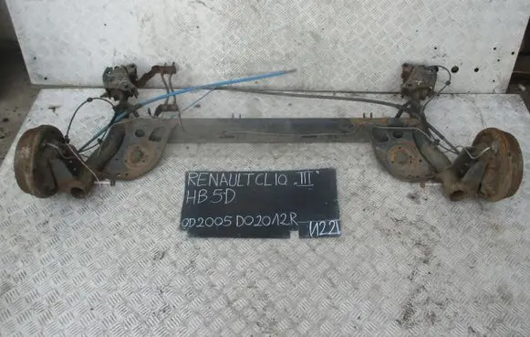 Renault Clio III Rear axle beam 