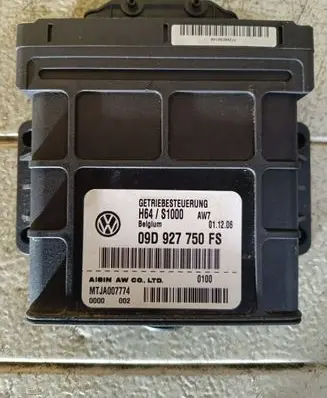 Audi Q7 4L Gearbox control unit/module 09D927750FS