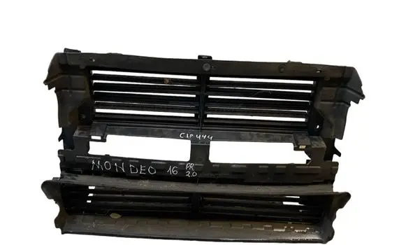 Ford Mondeo MK V Intercooler air guide/duct channel DS738A261N DS738475