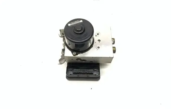 Jaguar XJ X350 ABS Pump 2W932C219BC