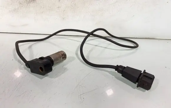 Audi A6 S6 C4 4A Camshaft position sensor 078805381