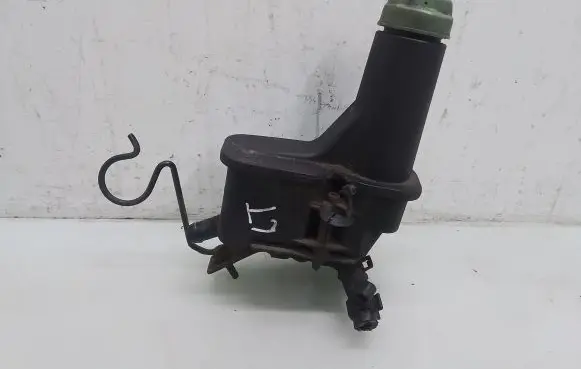 Volkswagen II LT Power steering fluid tank/reservoir