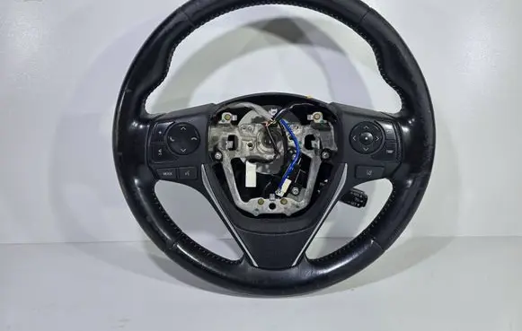 Toyota Auris E180 Steering wheel 6212135