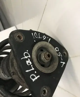 Volvo V50 Front upper strut mount 