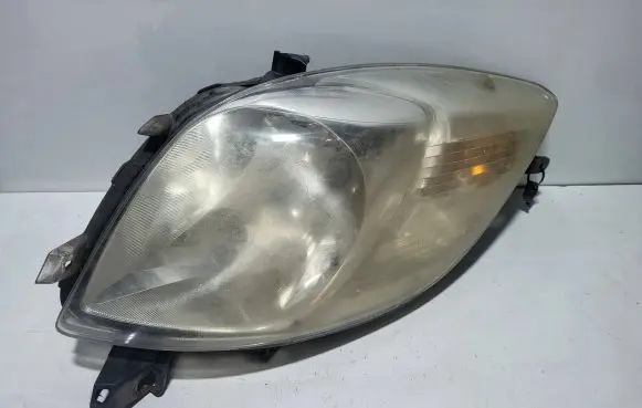 Toyota Yaris Headlight/headlamp 811300D120 89901061 17502A011