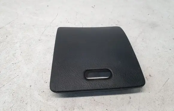 Toyota Avensis T250 Fuse box cover 5554005010