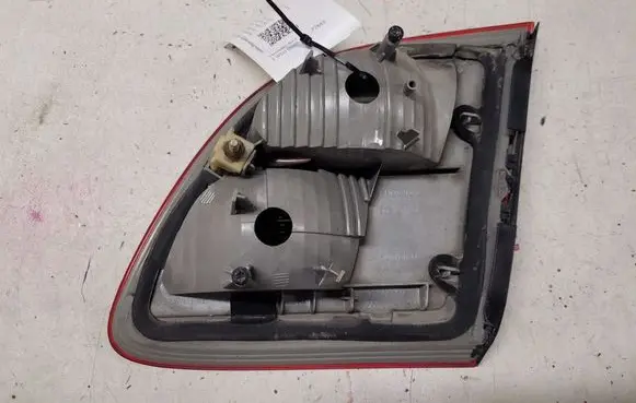 Mercedes-Benz E W211 Tailgate rear/tail lights A2118202964 379509