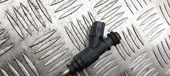 Toyota Corolla E120 E130 Fuel injector 232500D030 0280156019