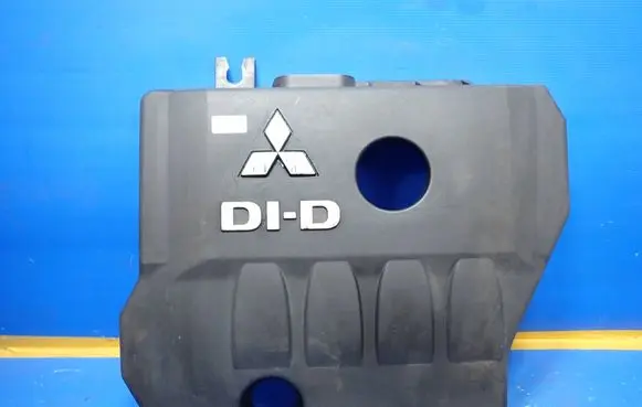 Mitsubishi Outlander Engine cover (trim) 1003A106